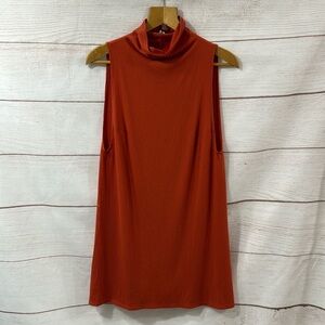 Women's gently used orange Reformation longer silhouette tank top size Medium